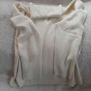 100% cashmere turtleneck sweater